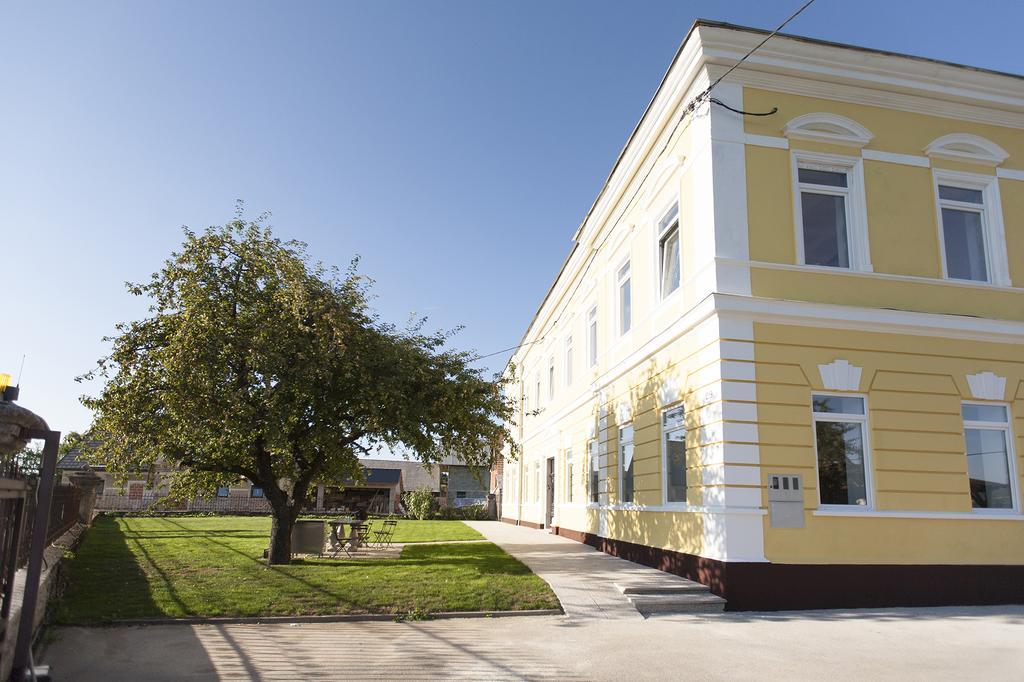Old School Villa Нова-Вас Экстерьер фото